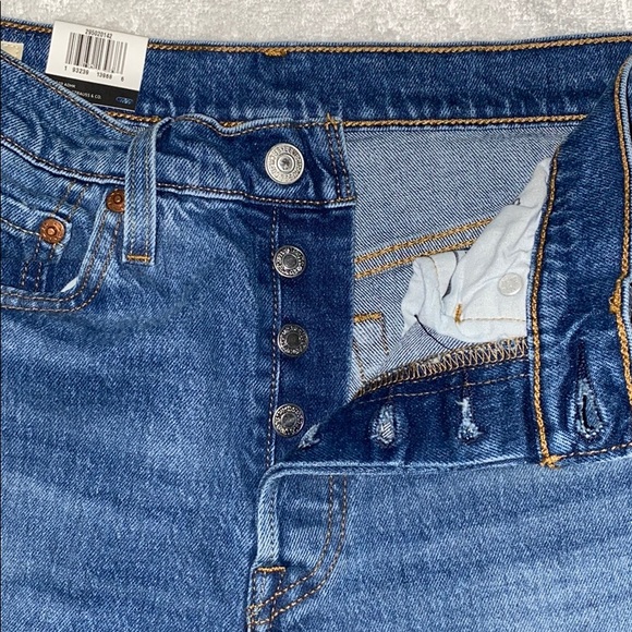 Premium Levis 501 - Picture 11 of 14